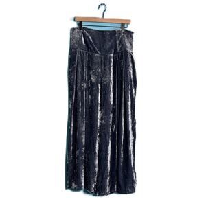 By Anthropologie Luxurious Crushed Velvet Blue Pull On Wide leg Pants Size L